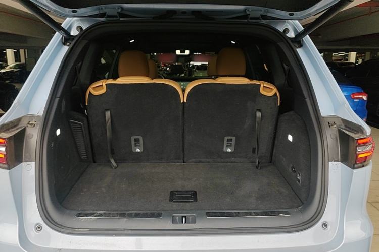 Used Li Auto ONE 2020 Extended-Range 6-Seater Version Trunk