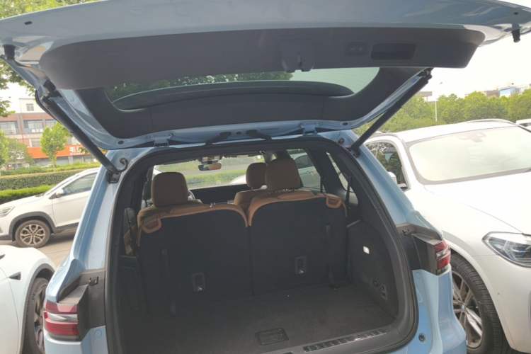 Used Li Auto ONE 2020 Extended-Range 6-Seater Version Trunk