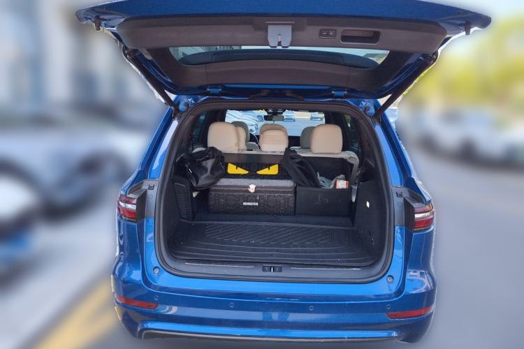 Used Li Auto ONE 2020 Range-Extended 7-Seater Version Trunk
