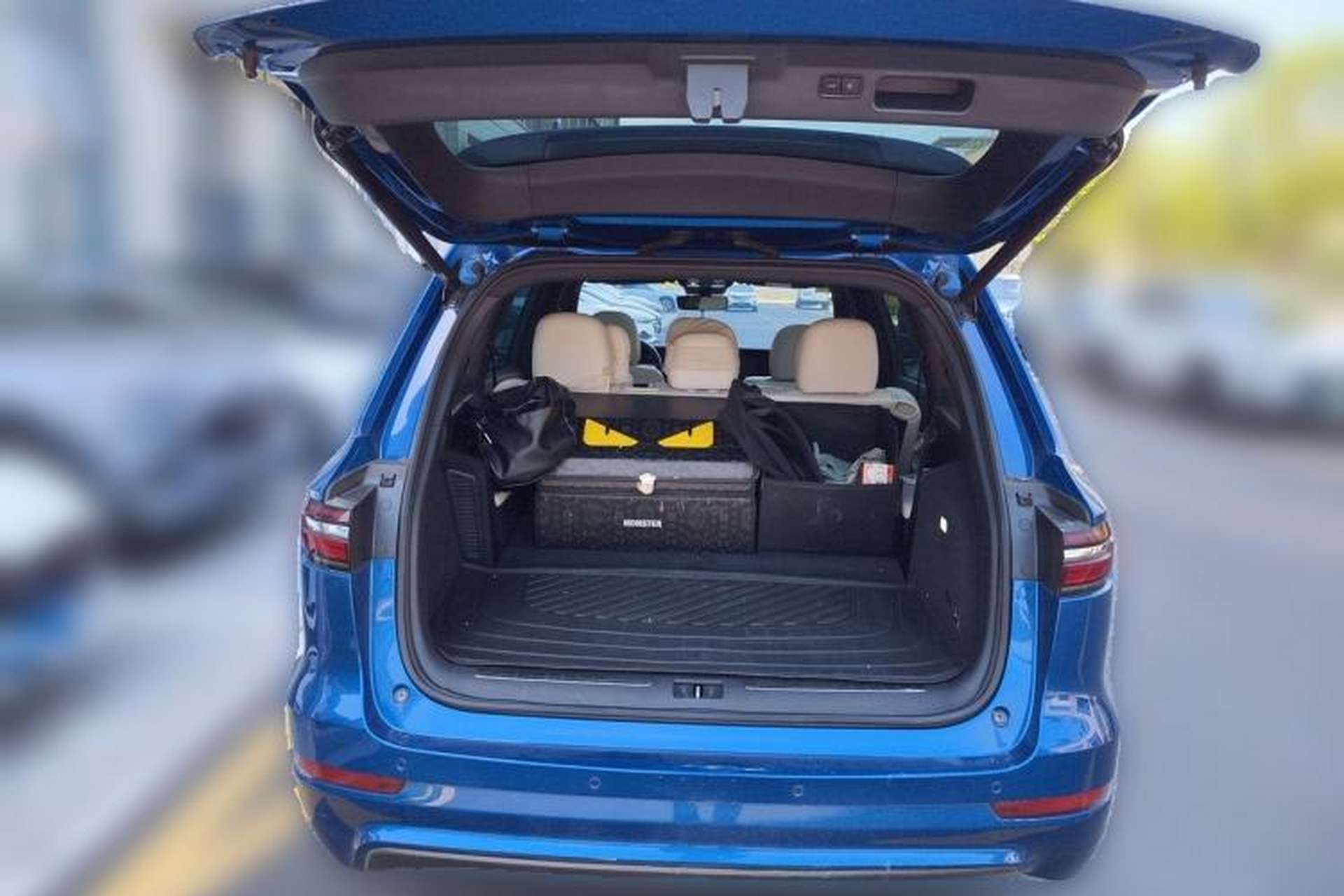 Used Li Auto ONE 2020 Range-Extended 7-Seater Version Trunk