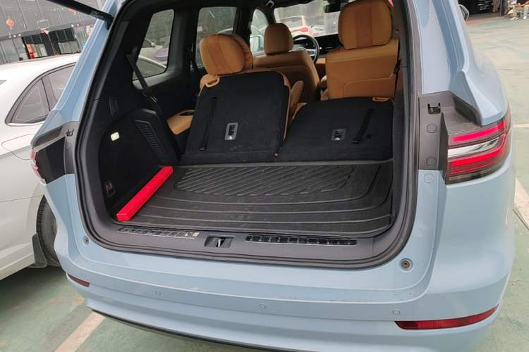 Used Li Auto ONE 2020 Extended-Range 6-Seater Version Trunk