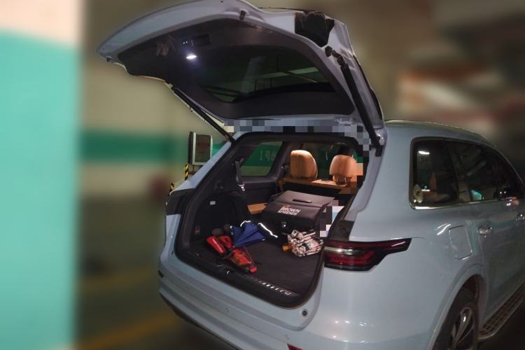 Used Li Auto ONE 2020 Range-Extended 7-Seater Version Trunk
