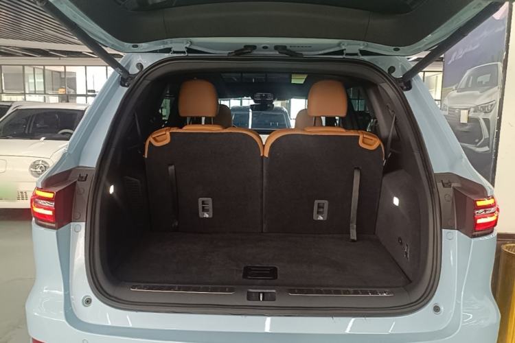 Used Li Auto ONE 2020 Extended-Range 6-Seater Version Trunk