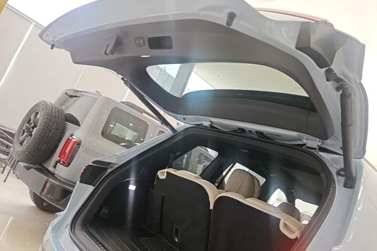 Used Li Auto ONE 2020 Extended-Range 6-Seater Version Trunk