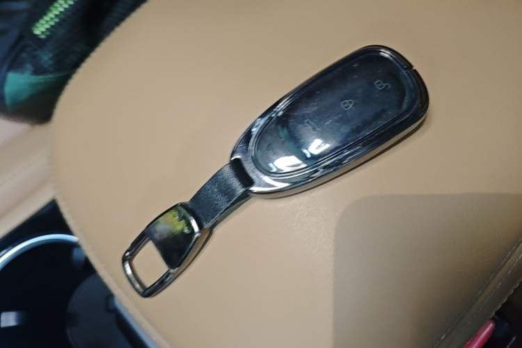 Used Li Auto ONE 2020 Extended-Range 6-Seater Version Vehicle Key