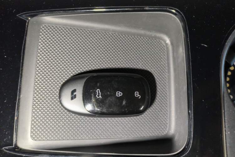 Used Li Auto ONE 2020 Extended-Range 6-Seater Version Vehicle Key