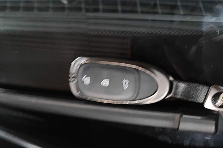 Used Li Auto ONE 2020 Extended-Range 6-Seater Version Vehicle Key