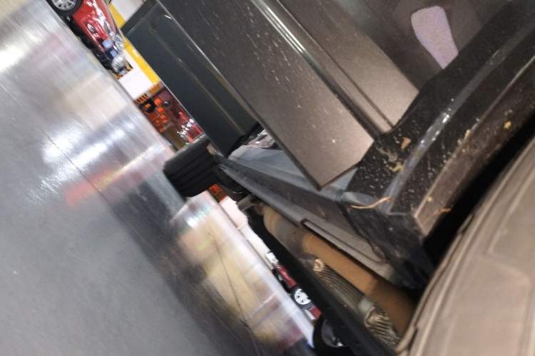 Used Li Auto ONE 2020 Extended-Range 6-Seater Version Right Side Sill