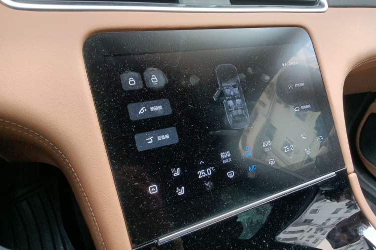 Used Li Auto ONE 2020 Extended-Range 6-Seater Version Audio And AC Panel