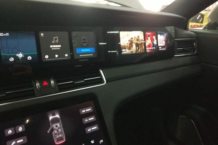 Used Li Auto ONE 2020 Extended-Range 6-Seater Version Audio And AC Panel