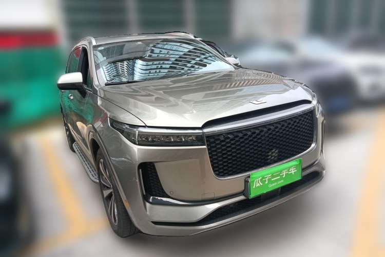 Used Li Auto ONE 2020 Extended-Range 6-Seater Version Front Right 45 Deg