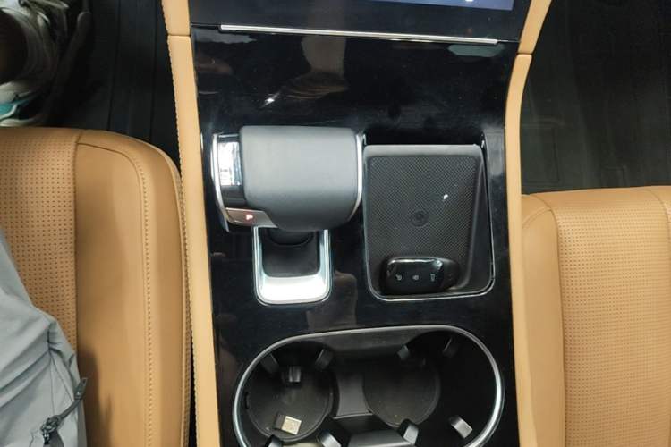Used Li Auto ONE 2020 Extended-Range 6-Seater Version Gear Lever