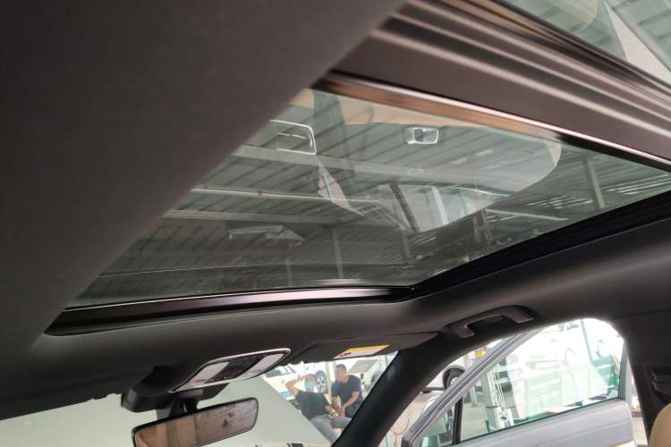 Used Li Auto ONE 2020 Extended-Range 6-Seater Version Headliner