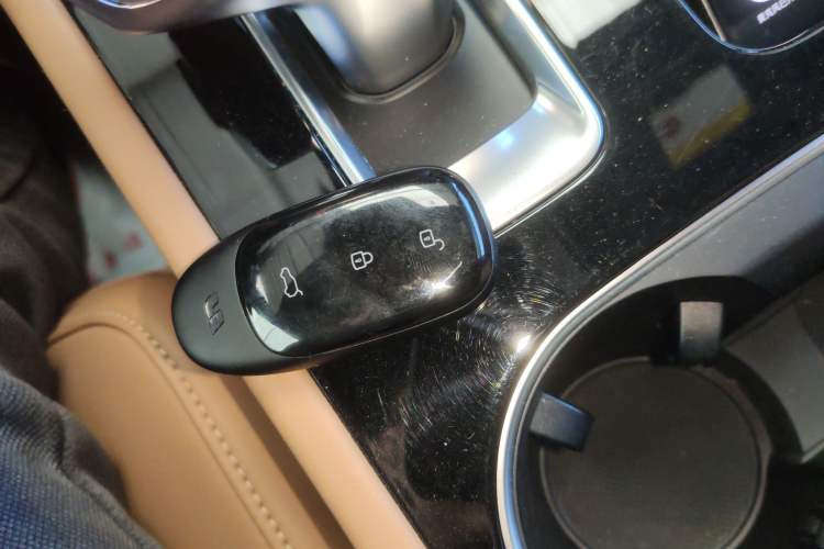 Used Li Auto ONE 2020 Extended-Range 6-Seater Version Interior 1
