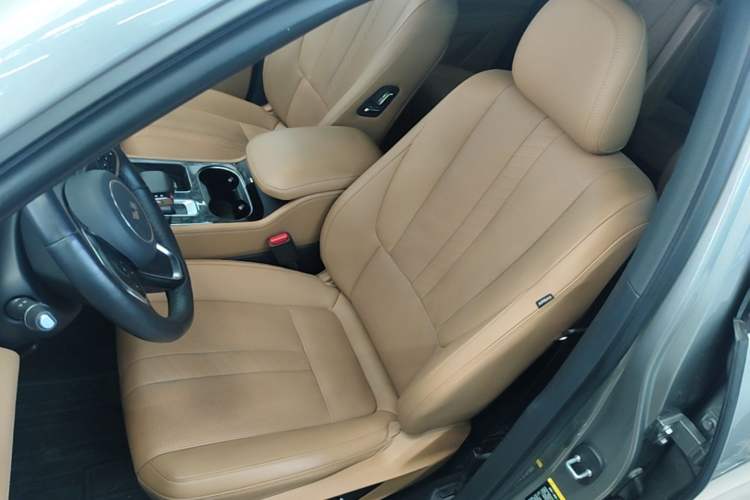 Used Li Auto ONE 2020 Extended-Range 6-Seater Version Left Front Seat