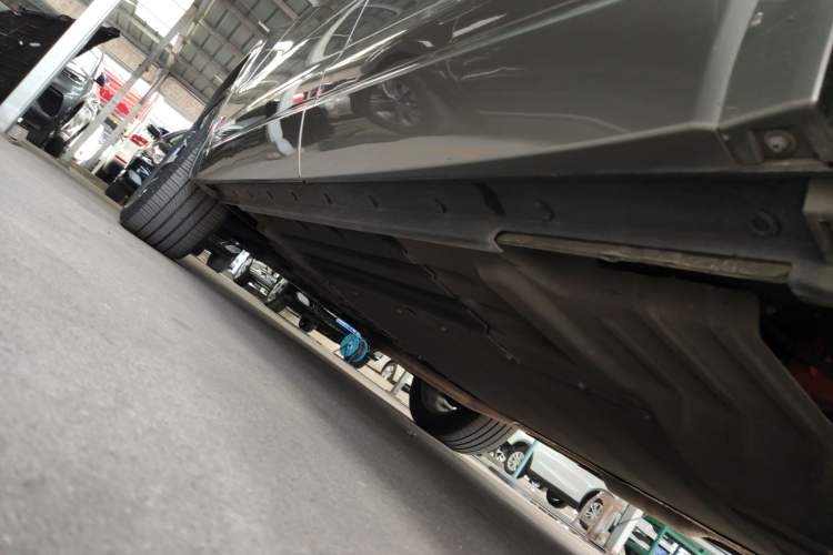 Used Li Auto ONE 2020 Extended-Range 6-Seater Version Left Side Sill