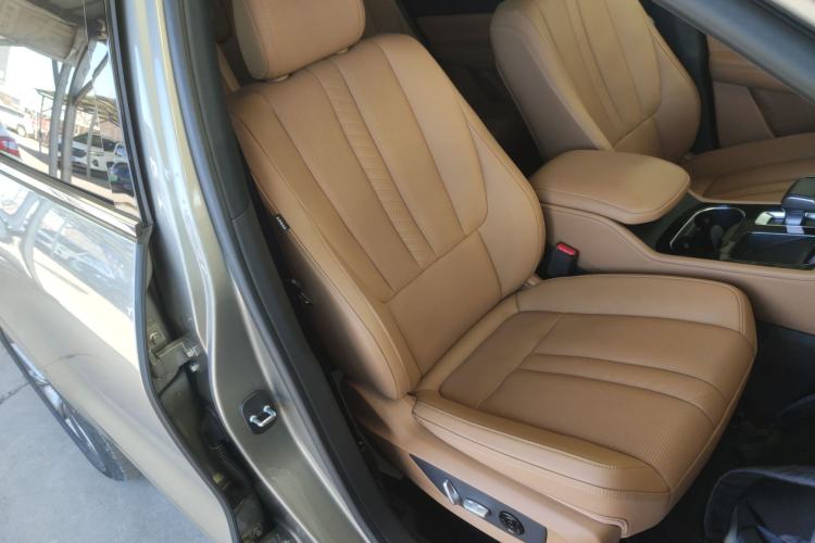 Used Li Auto ONE 2020 Extended-Range 6-Seater Version Right Front Seat