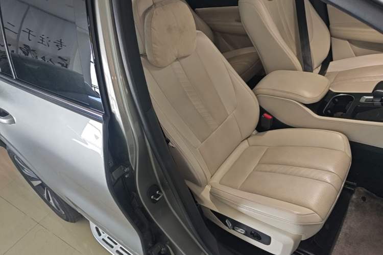 Used Li Auto ONE 2020 Extended-Range 6-Seater Version Right Front Seat