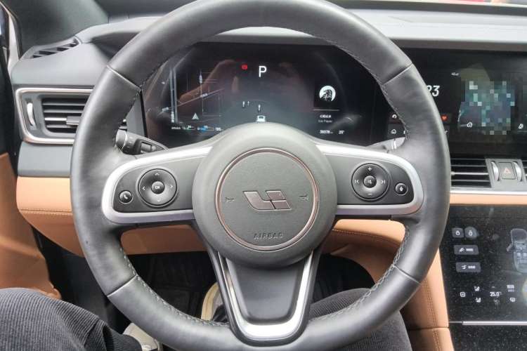 Used Li Auto ONE 2020 Extended-Range 6-Seater Version Steering Wheel