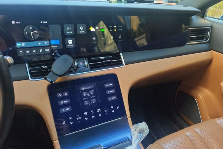 Used Li Auto ONE 2020 Extended-Range 6-Seater Version Audio And AC Panel