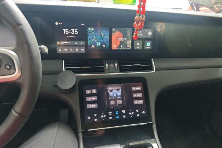 Used Li Auto ONE 2020 Extended-Range 6-Seater Version Audio And AC Panel