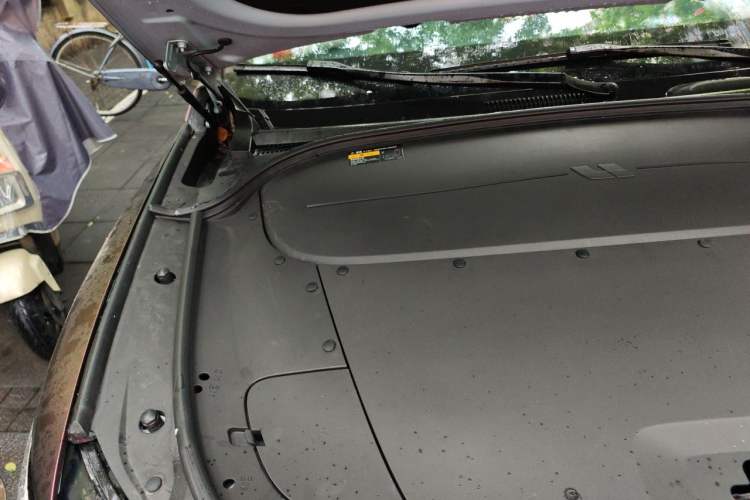 Used Li Auto ONE 2020 Extended-Range 6-Seater Version Engine Bay Right