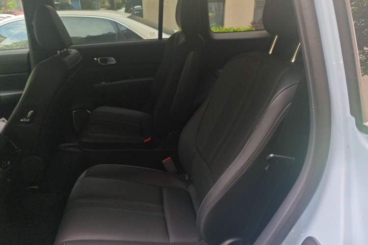 Used Li Auto ONE 2020 Extended-Range 6-Seater Version Left Rear Seat