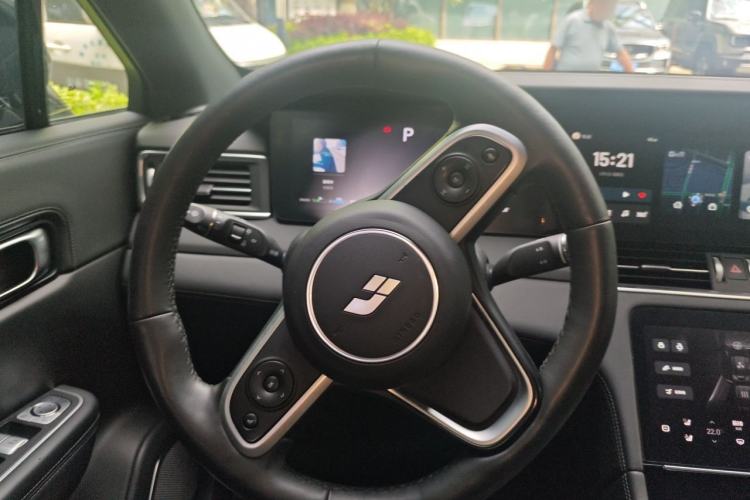 Used Li Auto ONE 2020 Extended-Range 6-Seater Version Steering Wheel