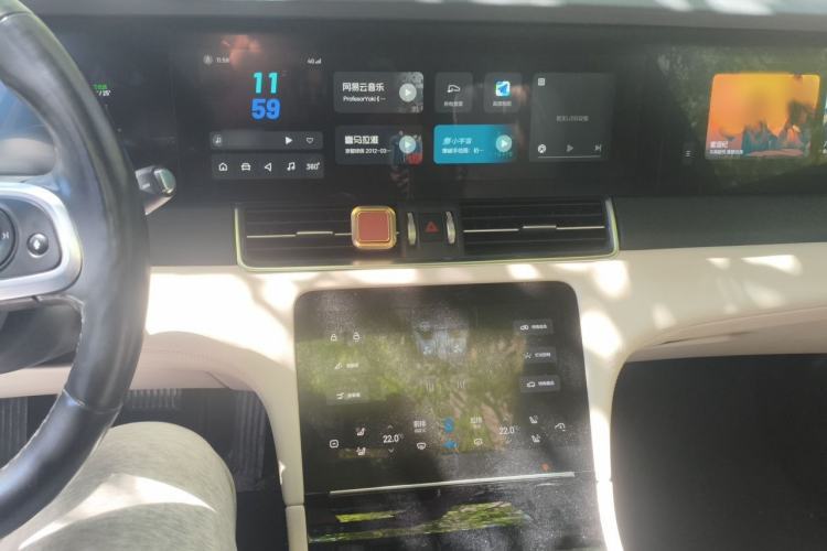 Used Li Auto ONE 2020 Extended-Range 6-Seater Version Audio And AC Panel