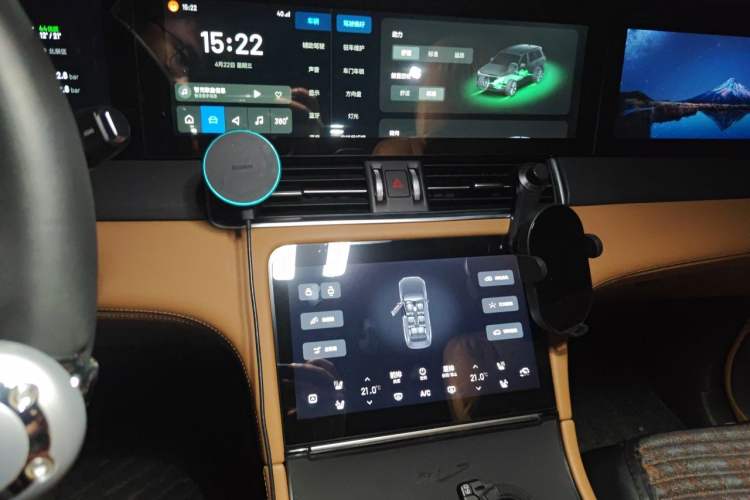 Used Li Auto ONE 2020 Extended-Range 6-Seater Version Audio And AC Panel