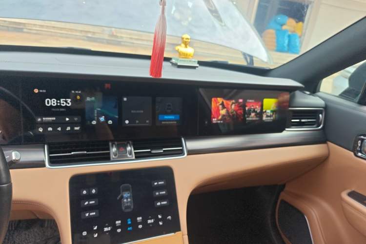 Used Li Auto ONE 2020 Extended-Range 6-Seater Version Audio And AC Panel