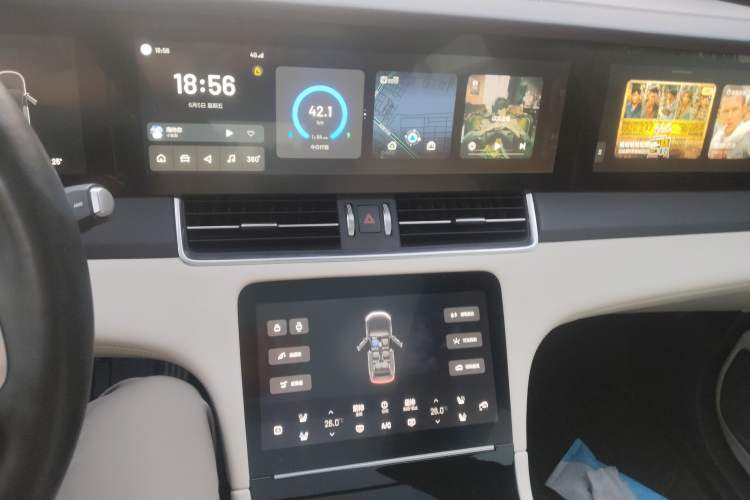 Used Li Auto ONE 2020 Extended-Range 6-Seater Version Audio And AC Panel