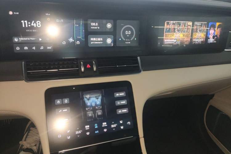 Used Li Auto ONE 2020 Extended-Range 6-Seater Version Audio And AC Panel