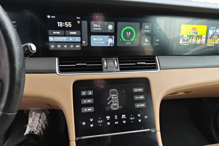 Used Li Auto ONE 2020 Extended-Range 6-Seater Version Audio And AC Panel