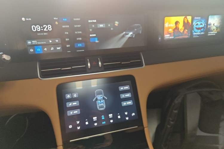 Used Li Auto ONE 2020 Extended-Range 6-Seater Version Audio And AC Panel