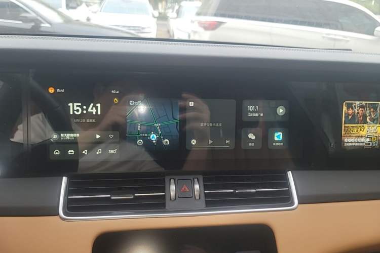 Used Li Auto ONE 2020 Extended-Range 6-Seater Version Audio And AC Panel