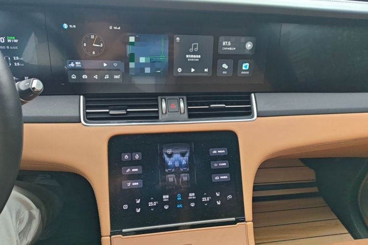 Used Li Auto ONE 2020 Extended-Range 6-Seater Version Audio And AC Panel