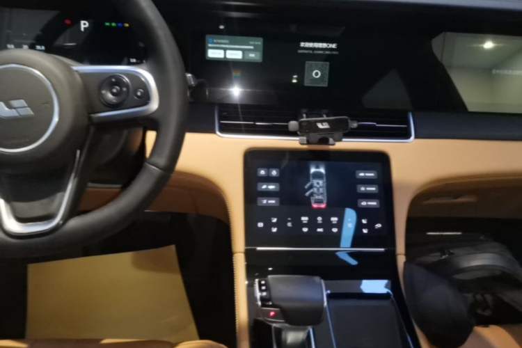 Used Li Auto ONE 2020 Extended-Range 6-Seater Version Audio And AC Panel