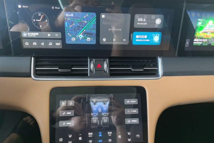 Used Li Auto ONE 2020 Extended-Range 6-Seater Version Audio And AC Panel
