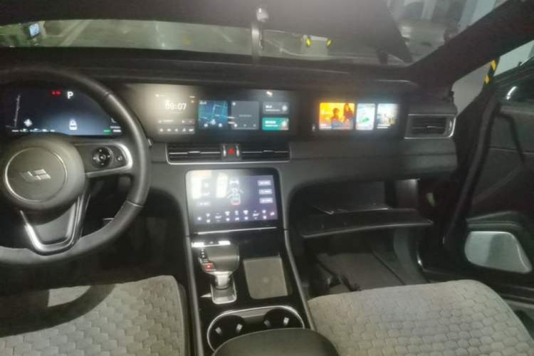 Used Li Auto ONE 2020 Extended-Range 6-Seater Version Audio And AC Panel