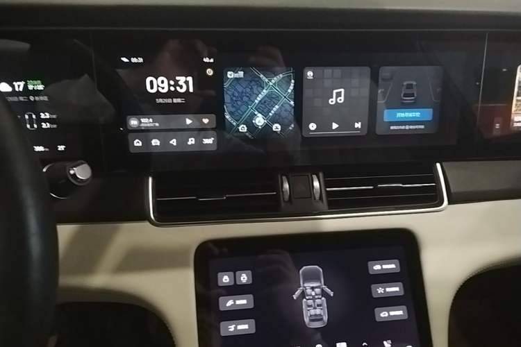 Used Li Auto ONE 2020 Extended-Range 6-Seater Version Audio And AC Panel
