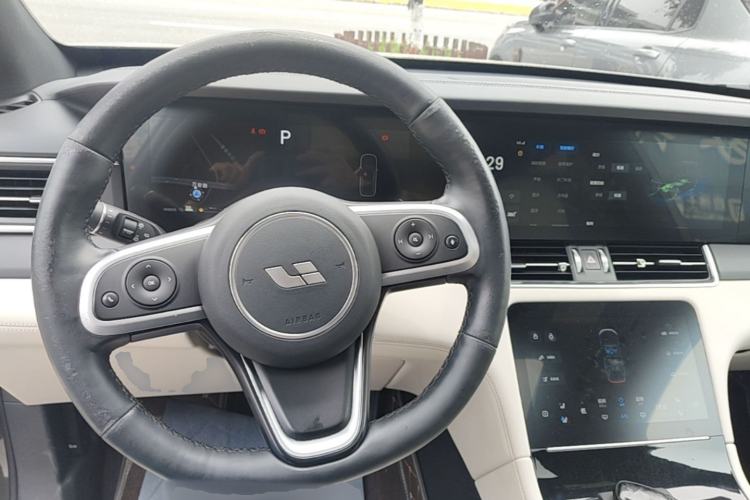 Used Li Auto ONE 2020 Extended-Range 6-Seater Version Center Console