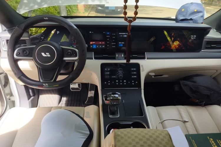 Used Li Auto ONE 2020 Extended-Range 6-Seater Version Center Console