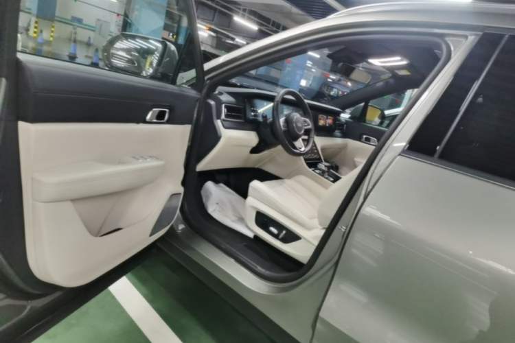 Used Li Auto ONE 2020 Extended-Range 6-Seater Version Driver Seat