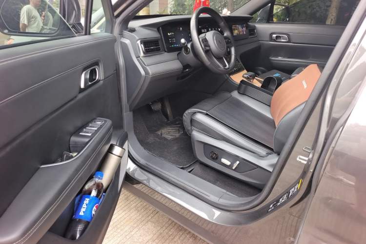 Used Li Auto ONE 2020 Extended-Range 6-Seater Version Driver Seat