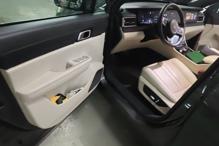 Used Li Auto ONE 2020 Extended-Range 6-Seater Version Driver Seat