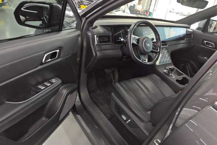 Used Li Auto ONE 2020 Extended-Range 6-Seater Version Driver Seat