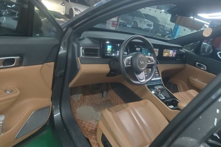 Used Li Auto ONE 2020 Extended-Range 6-Seater Version Driver Seat