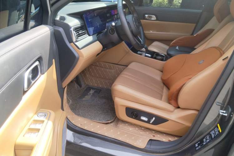 Used Li Auto ONE 2020 Extended-Range 6-Seater Version Driver Seat
