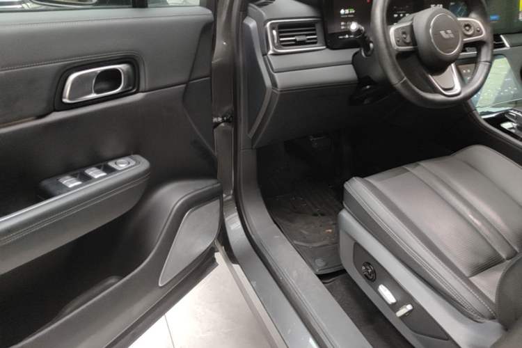 Used Li Auto ONE 2020 Extended-Range 6-Seater Version Driver Seat